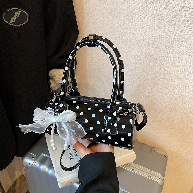 Sac à main mignon à pois pour  - Top Handle Patent Bag avis et prix