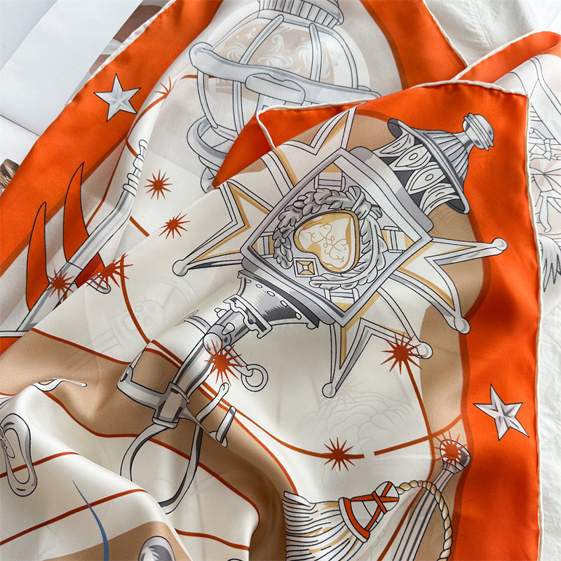 Marque de luxe Foulard grands  - Luxury Bags For Travel avis et prix