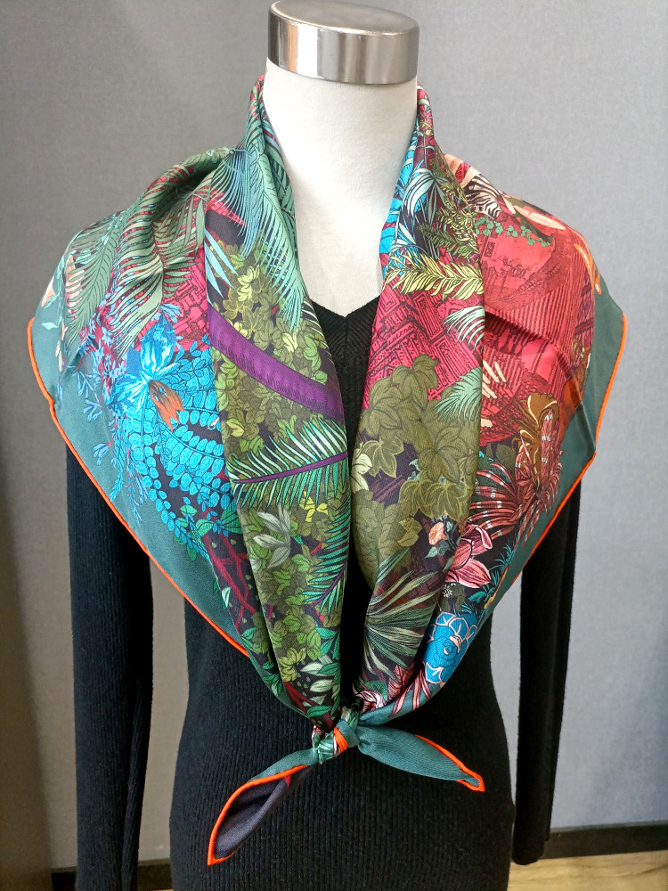 Foulard en Soie 90CM pour Femm - Luxury Bags Design avis et prix