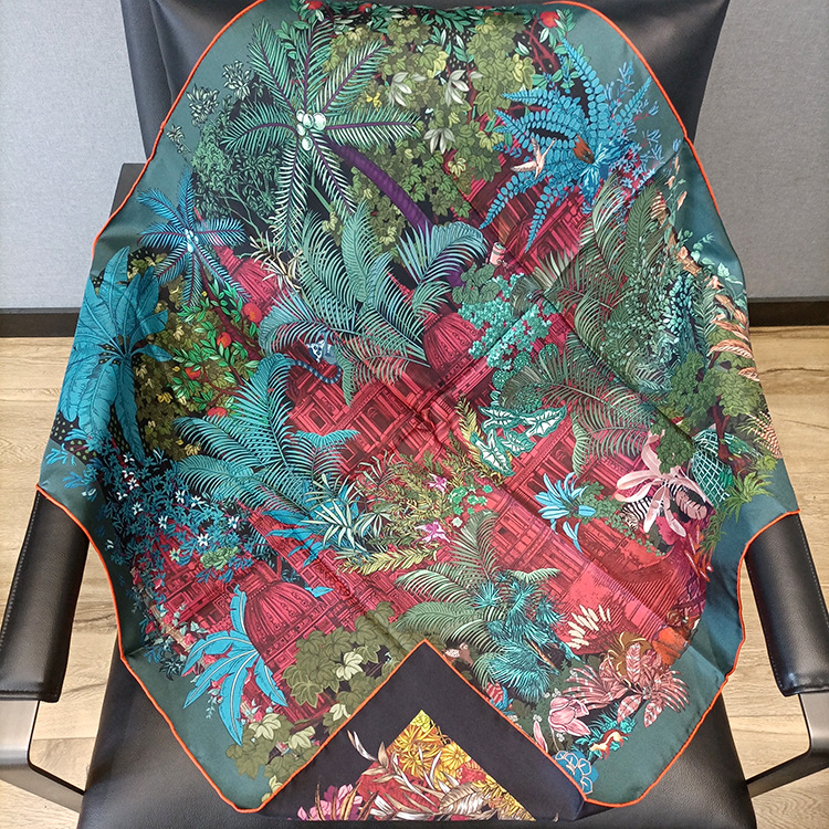 Foulard en Soie 90CM pour Femm - Luxury Bags Design avis et prix