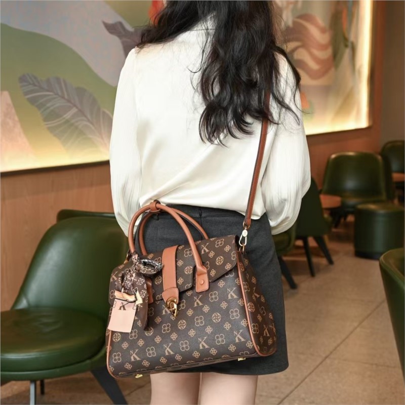 Sac à main léger de marque de  - Luxury Bags Store avis et prix